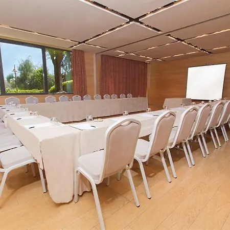 Ribera De Triana Otel