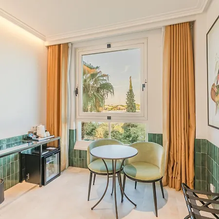 Hotel Ribera De Triana 4*