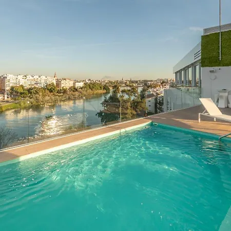 Ribera De Triana Hotel 4*