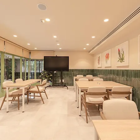 Hotel Ribera De Triana 4*