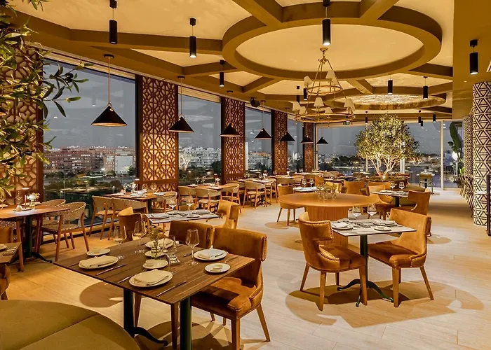 Hotel Ribera De Triana 4*