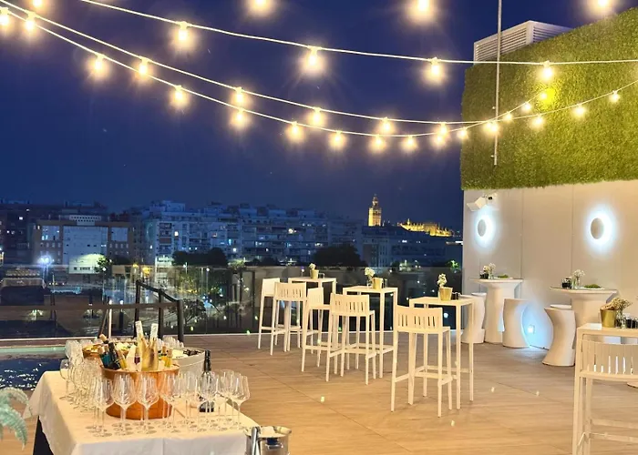 Hotel Ribera De Triana 4*