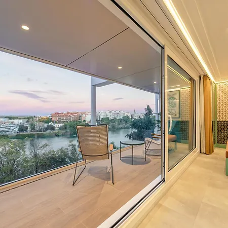 ريبيرا دي تريانا 4*